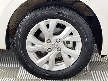 2025-Suzuki-Swift-12-GL_5