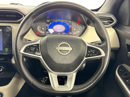 2024-Nissan-Magnite-10-Acenta-AMT_11