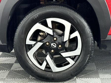 2024-Nissan-Magnite-10-Acenta-AMT_4