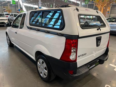 2019-Nissan-NP200-16-AC-Safety-Pack_4