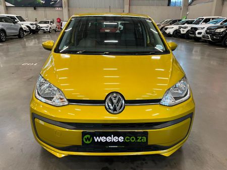 2018-Volkswagen-Up-Move-Up-10-5-dr_7