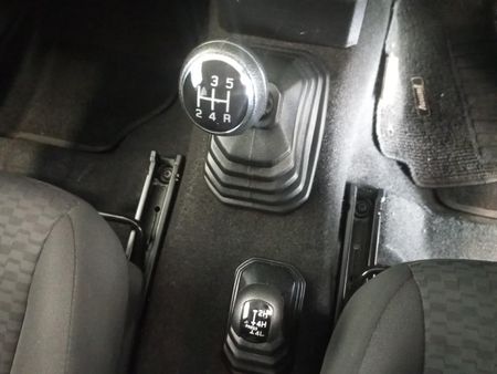 2023-Suzuki-Jimny-15-GLX-AllGrip-5-Door_11