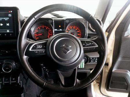 2023-Suzuki-Jimny-15-GLX-AllGrip-5-Door_7