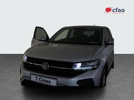 2026-Volkswagen-T-Cross-10-TSI-Life-Auto_12