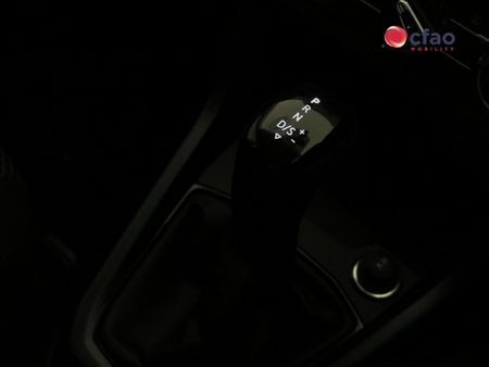 2026-Volkswagen-T-Cross-10-TSI-Life-Auto_25