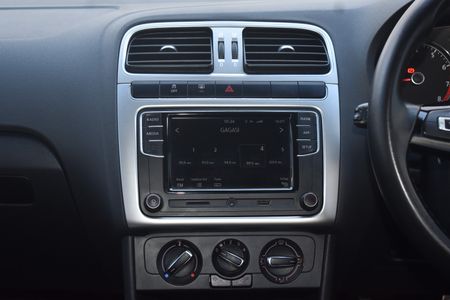 2022-Volkswagen-Polo-Vivo-10-TSI-GT-5-dr_5
