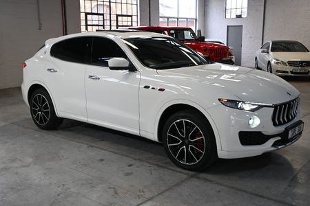 2017-Maserati-Levante-30D-Q4-M161Sport-Pack-Multi-Tronic-8-Speed-Auto_4