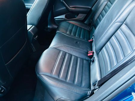 2022-Volkswagen-Polo-10-TSI-Life_11