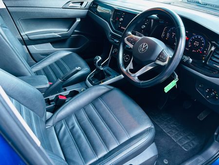 2022-Volkswagen-Polo-10-TSI-Life_15