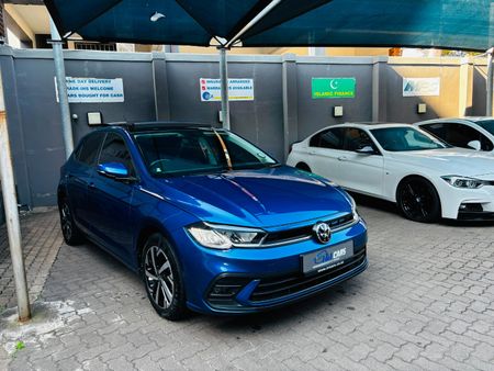 2022-Volkswagen-Polo-10-TSI-Life_2