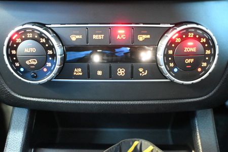 2017-Mercedes-AMG-GLE-Coupe-43-AMG-Sport-Bi-Turbo-9-Speed-Multi-Tronic_12
