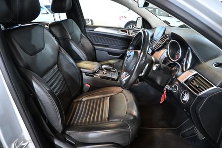 2017-Mercedes-AMG-GLE-Coupe-43-AMG-Sport-Bi-Turbo-9-Speed-Multi-Tronic_17