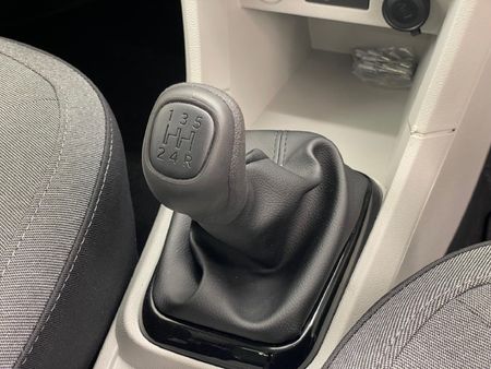 2026-TATA-Tiago-12-XM_15