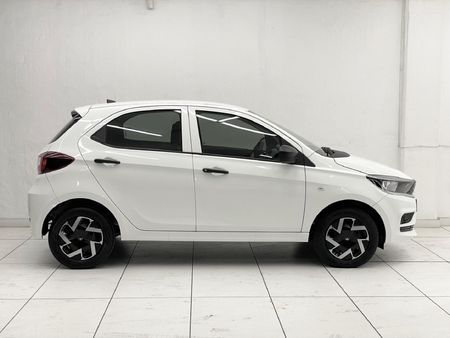 2026-TATA-Tiago-12-XM_7