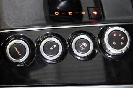 2015-Mercedes-AMG-E-Class-E63-AMG-Sport-V8-Bi-Turbo-Carbon-Edition-7-Speed_31