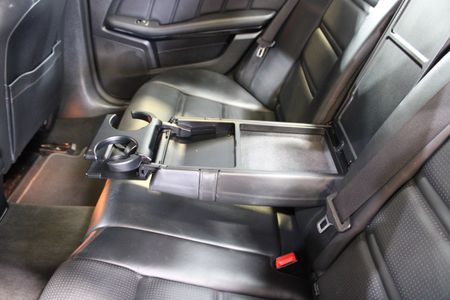 2015-Mercedes-AMG-E-Class-E63-AMG-Sport-V8-Bi-Turbo-Carbon-Edition-7-Speed_7