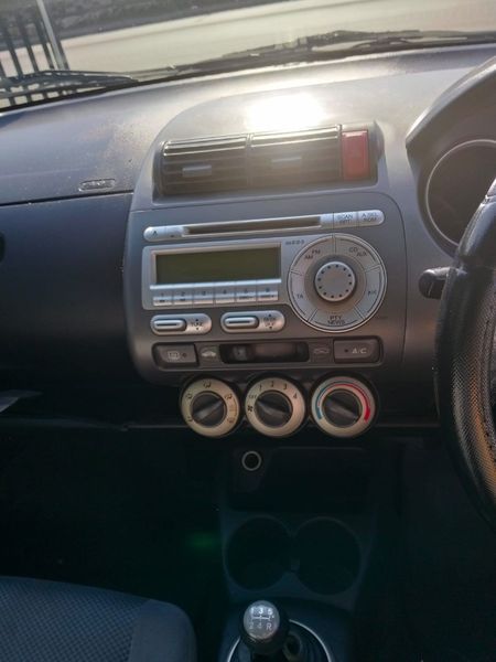 2007-Honda-Jazz-14i-DSI_14