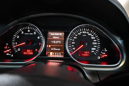 2006-Audi-Q7-Quattro-42-V8-FSi-S-Line-6-Speed-Auto-7-Seater_19