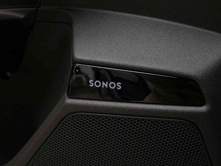 2026-Audi-RS3-Sportback-Quattro-Stronic_16