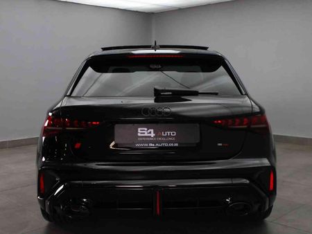 2026-Audi-RS3-Sportback-Quattro-Stronic_5