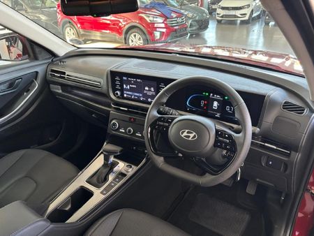 2025-Hyundai-Alcazar-15D-Executive-Auto_22