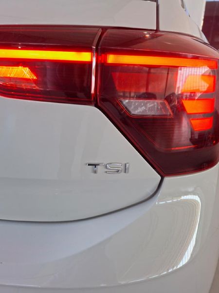 2024-Volkswagen-Polo-10-TSI_6