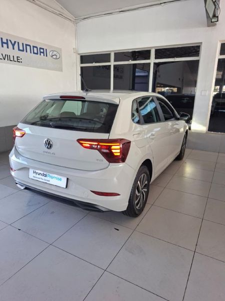 2024-Volkswagen-Polo-10-TSI_7