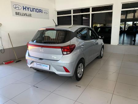 2025-Hyundai-Grand-i10-10-Motion_4