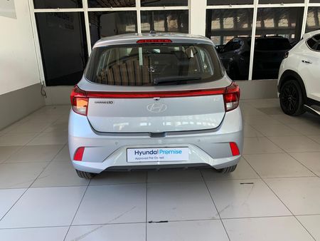 2025-Hyundai-Grand-i10-10-Motion_6