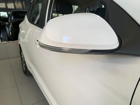 2024-Hyundai-Grand-i10-12-Fluid-Sedan_6
