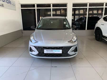 2023-Hyundai-Grand-i10-10-Motion_2