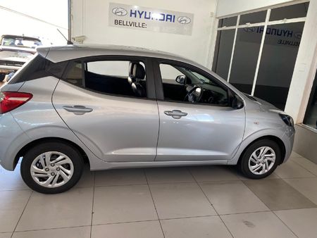 2023-Hyundai-Grand-i10-10-Motion_12