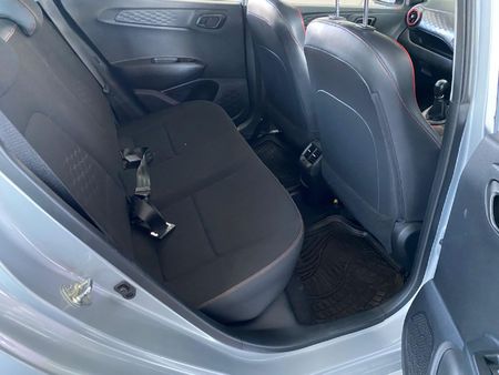 2023-Hyundai-Grand-i10-10-Motion_2
