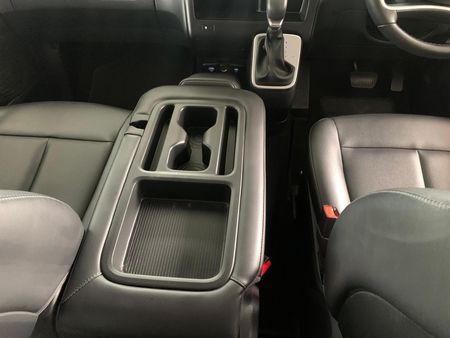 2022-Hyundai-Staria-22d-Executive-Auto-11-Seat_13