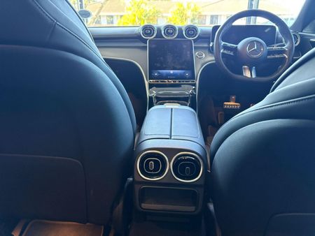 2023-Mercedes-Benz-C-Class-C-200-Auto_13