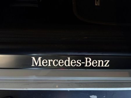 2023-Mercedes-Benz-C-Class-C-200-Auto_21