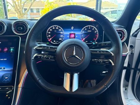2023-Mercedes-Benz-C-Class-C-200-Auto_28