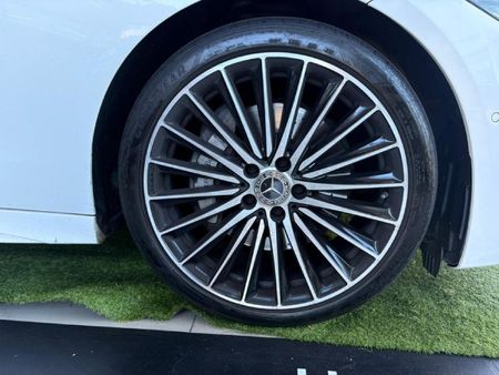 2023-Mercedes-Benz-C-Class-C-200-Auto_3