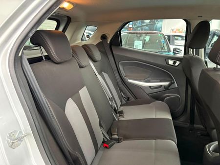 2017-Ford-EcoSport-10-EcoBoost-Trend_12