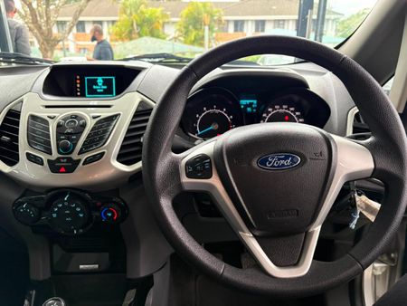 2017-Ford-EcoSport-10-EcoBoost-Trend_18