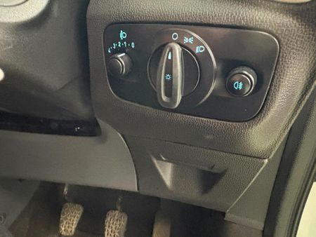 2017-Ford-EcoSport-10-EcoBoost-Trend_25