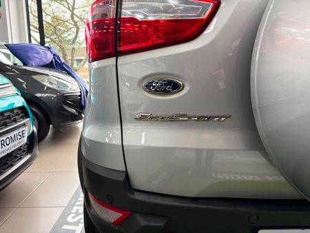 2017-Ford-EcoSport-10-EcoBoost-Trend_8