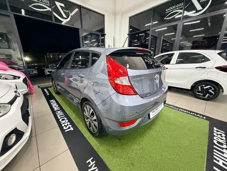 2018-Hyundai-Accent-16-Fluid-Auto-5-dr_12