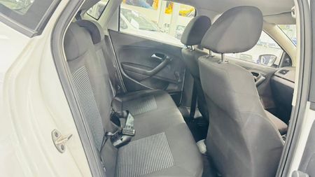 2024-Volkswagen-Polo-Vivo-16-Comfortline-Auto-5-dr_10