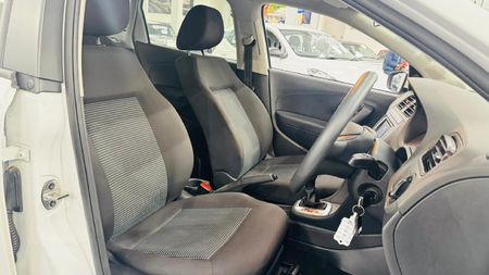 2024-Volkswagen-Polo-Vivo-16-Comfortline-Auto-5-dr_14