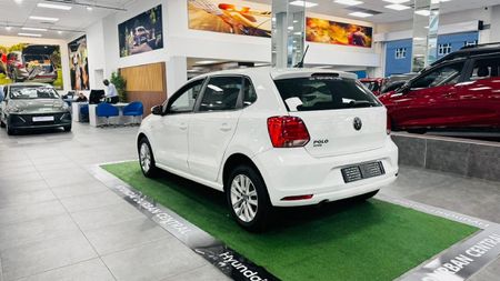 2024-Volkswagen-Polo-Vivo-16-Comfortline-Auto-5-dr_4