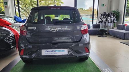 2022-Hyundai-Grand-i10-12-Fluid-Auto_19