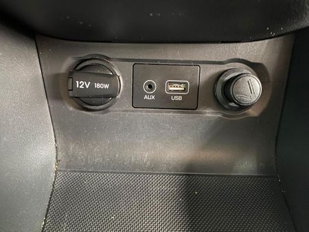 2018-Hyundai-i20-12-Motion_18
