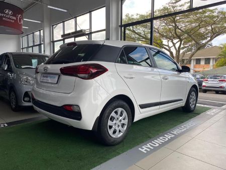 2018-Hyundai-i20-12-Motion_5