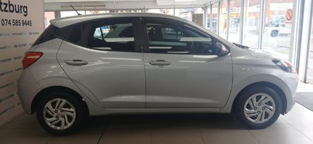 2021-Hyundai-Grand-i10-10-Motion-Auto_12